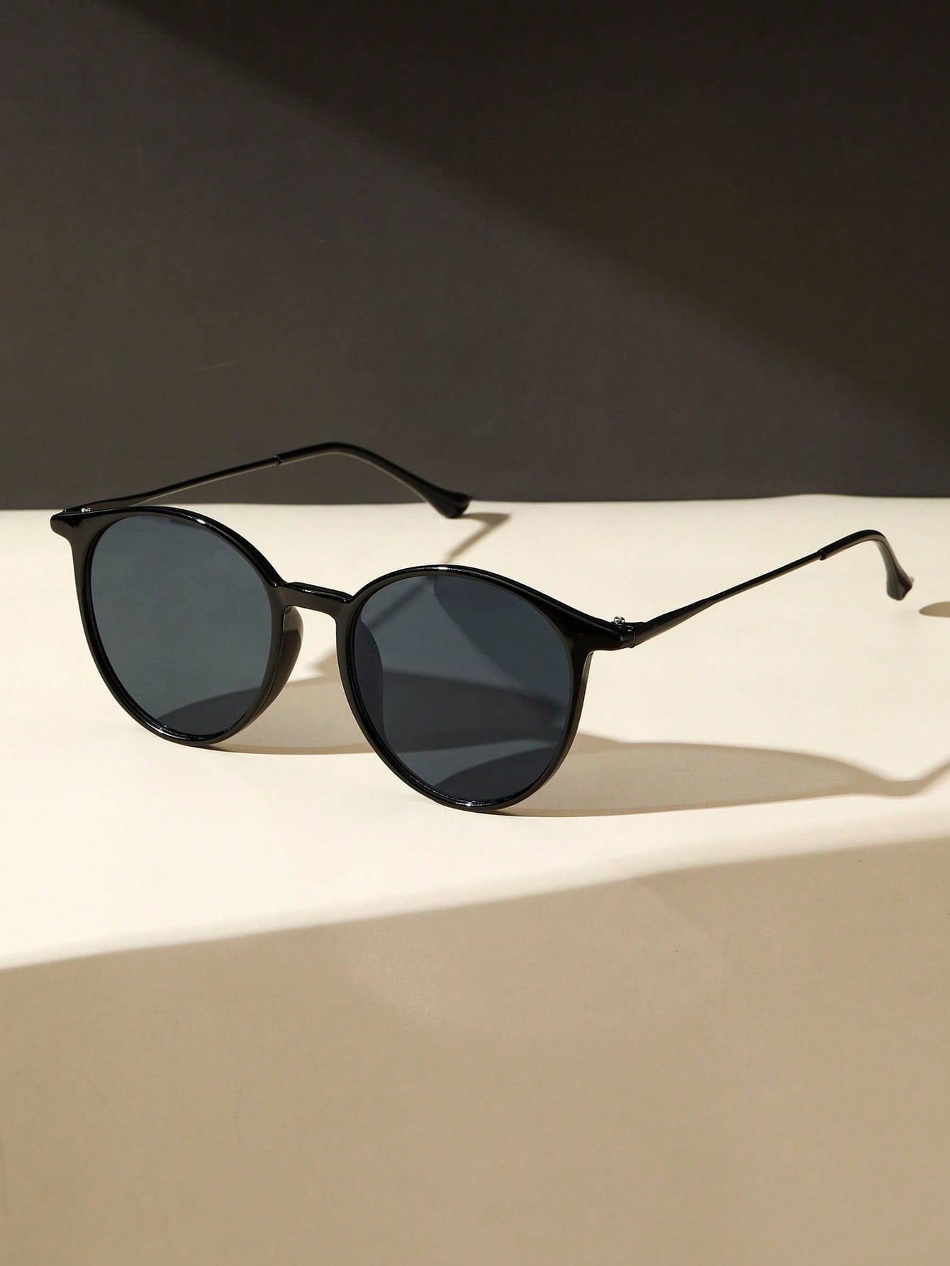 1 paio di occhiali da sole rot - Men'S Fashion Round Glasses recensione e prezzo